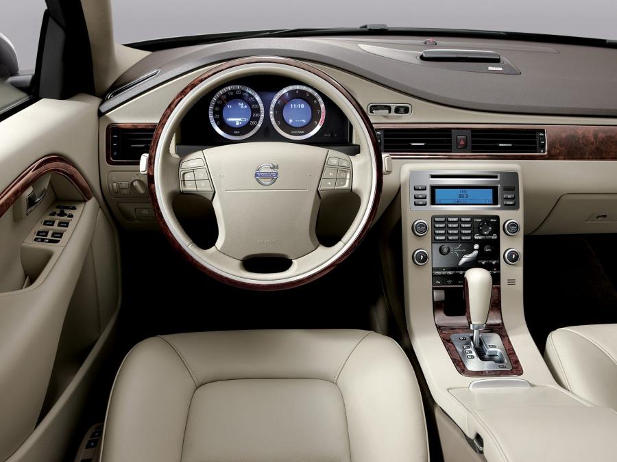  Volvo S80L LWB 2008 года  (CN) (фото 10 из 12)